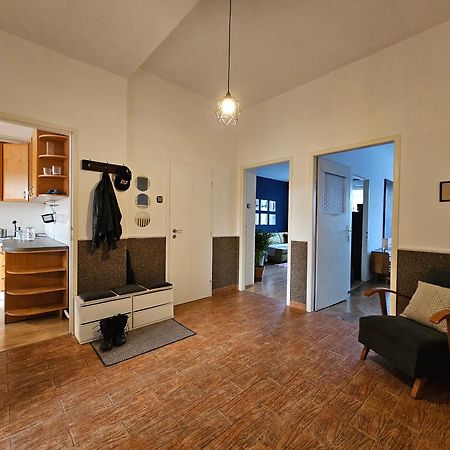 Stone Square Apartment Pozsony Kültér fotó