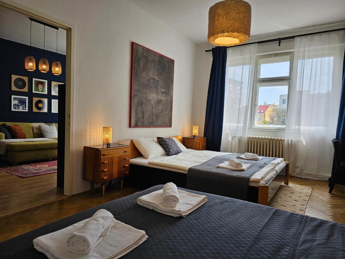 Stone Square Apartment Pozsony Kültér fotó
