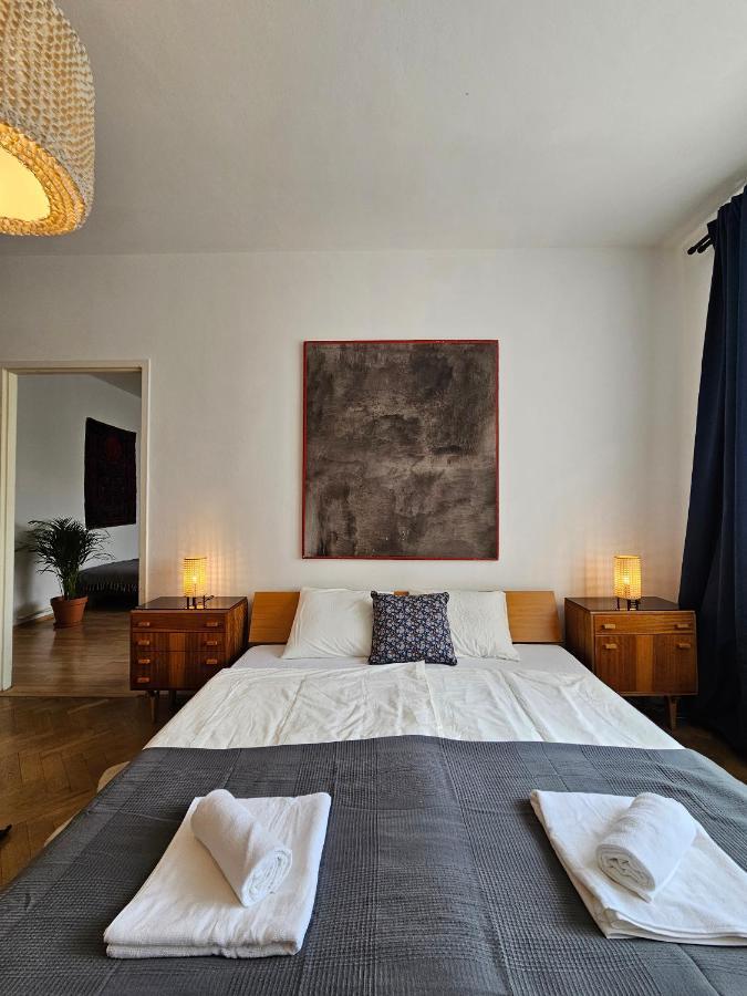Stone Square Apartment Pozsony Kültér fotó