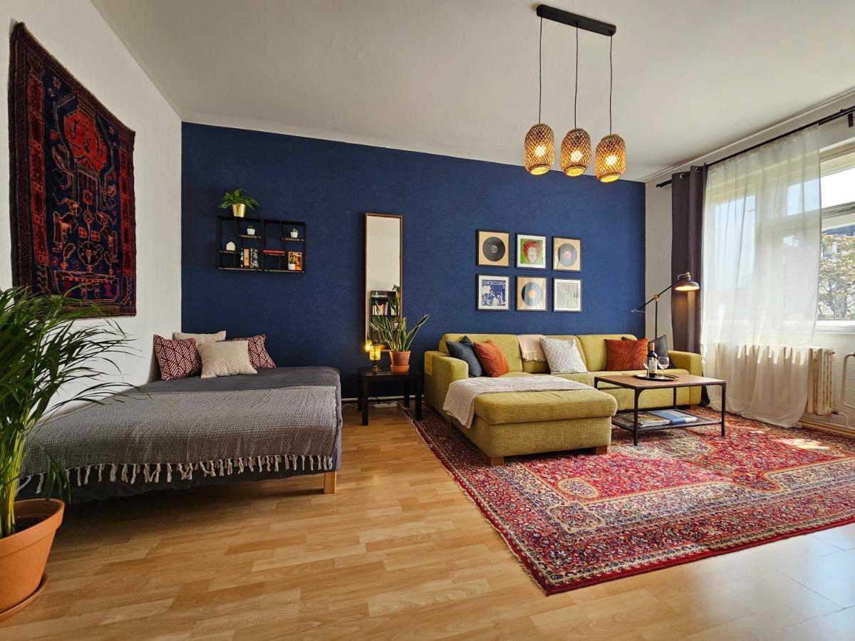 Stone Square Apartment Pozsony Kültér fotó