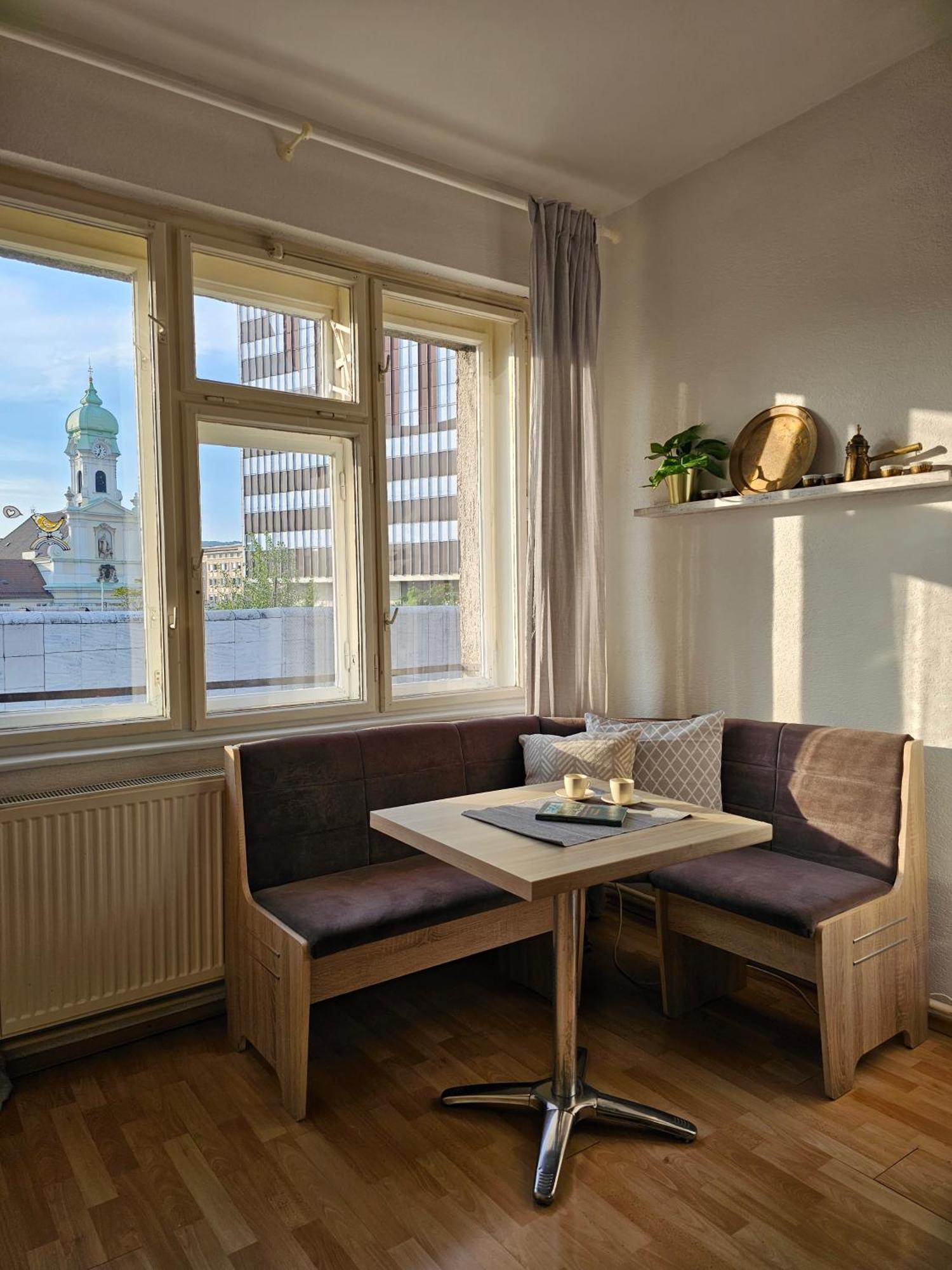 Stone Square Apartment Pozsony Kültér fotó